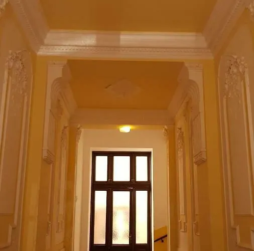 Smile Schoenbrunn Відень